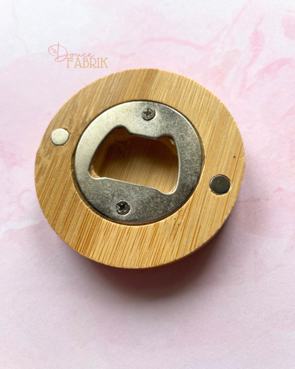 Décapsuleurs en Bois pour Papa – L'Art de Trinquer avec Élégance et Caractère ! – Image 3