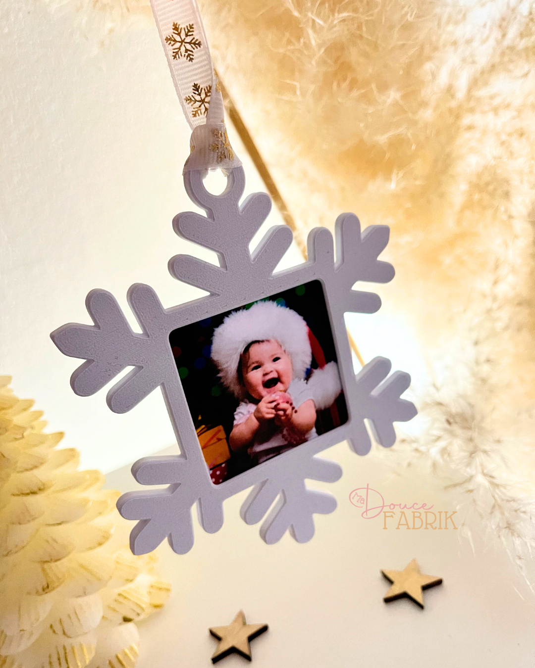 Suspension Flocon "Souvenir d'Hiver" – Cadre Photo Personnalisé pour Sapin – Image 2